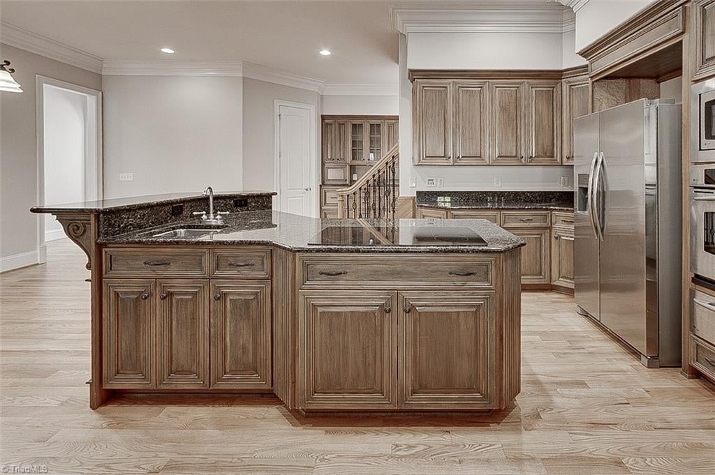 Asheboro, North Carolina, 27205, United States, 4 Bedrooms Bedrooms, ,7 BathroomsBathrooms,Residential,Active,1998563