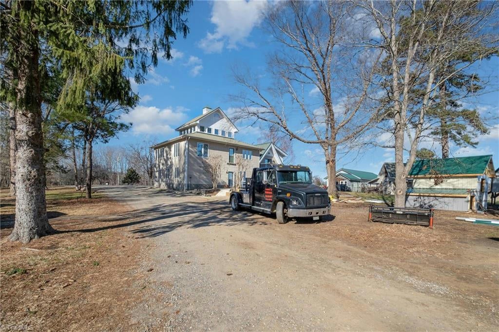 Statesville, North Carolina, 28625, United States, ,8 BathroomsBathrooms,Residential,Active,1769626