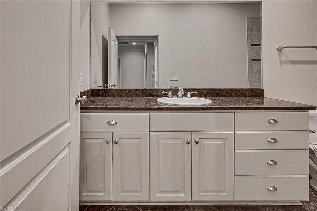 Asheboro, North Carolina, 27205, United States, 4 Bedrooms Bedrooms, ,7 BathroomsBathrooms,Residential,Active,1998563