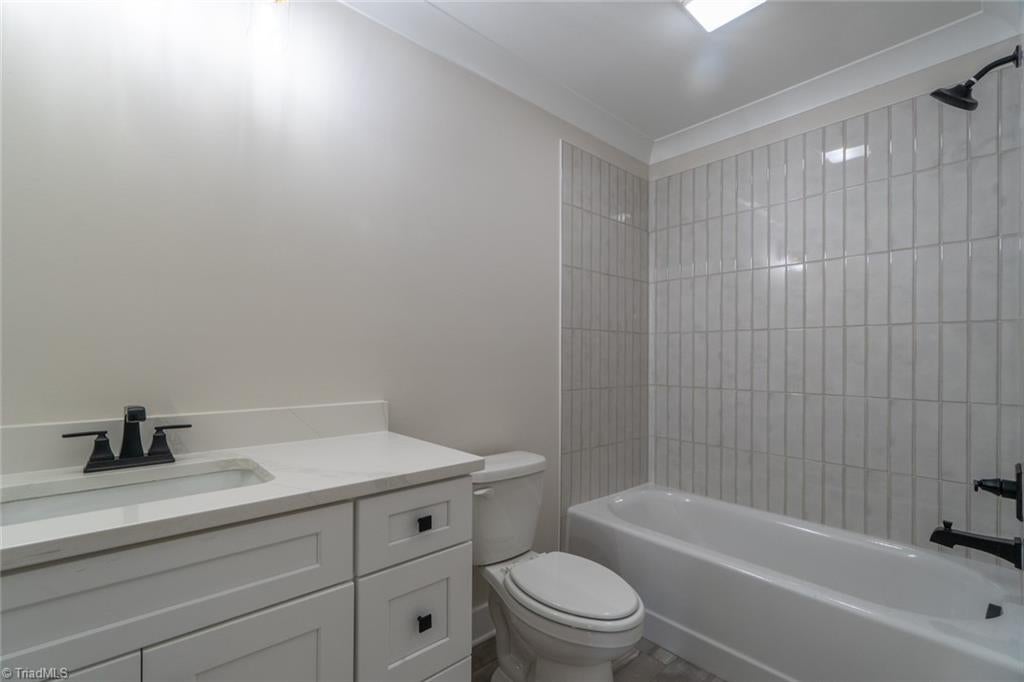 Summerfield, North Carolina, 27358, United States, 4 Bedrooms Bedrooms, ,5 BathroomsBathrooms,Residential,Active,1871930