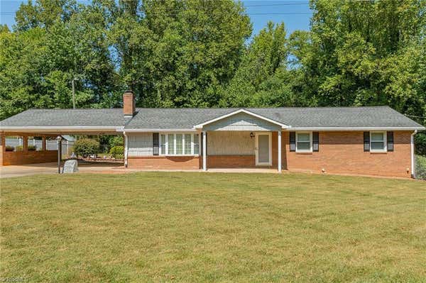 695 YELLOWSTONE LN, WINSTON SALEM, NC 27106 - Image 1