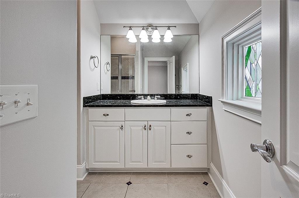 Asheboro, North Carolina, 27205, United States, 4 Bedrooms Bedrooms, ,7 BathroomsBathrooms,Residential,Active,1998563