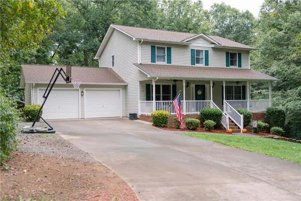 401 RAVEN OAK DR, WILKESBORO, NC 28697 - Image 1