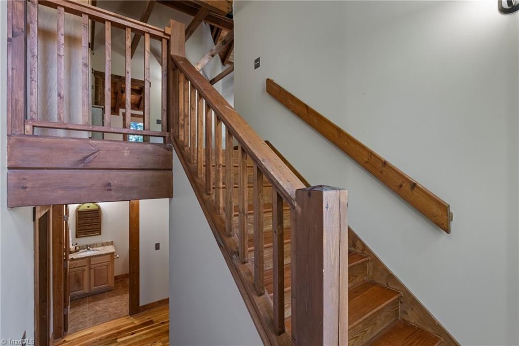 Lenoir, North Carolina, 28645, United States, ,4 BathroomsBathrooms,Residential,Active,1843857
