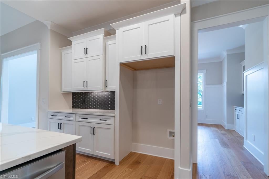 Summerfield, North Carolina, 27358, United States, 4 Bedrooms Bedrooms, ,5 BathroomsBathrooms,Residential,Active,1871930