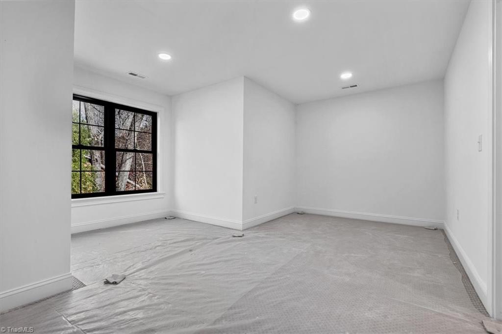 Belews Creek, North Carolina, 27009, United States, 4 Bedrooms Bedrooms, ,4 BathroomsBathrooms,Residential,Active,2007347