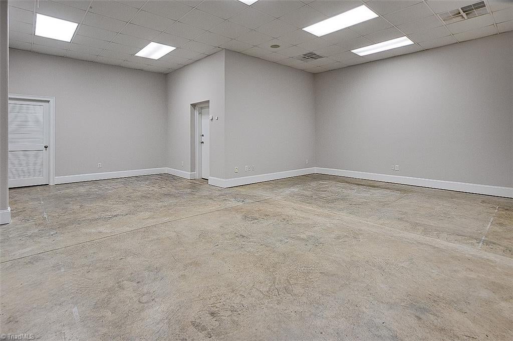 Asheboro, North Carolina, 27205, United States, 4 Bedrooms Bedrooms, ,7 BathroomsBathrooms,Residential,Active,1998563