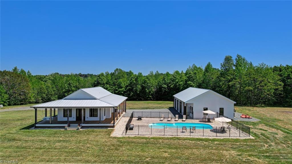 Reidsville, North Carolina, 27320, United States, ,2 BathroomsBathrooms,Residential,Active,1769860