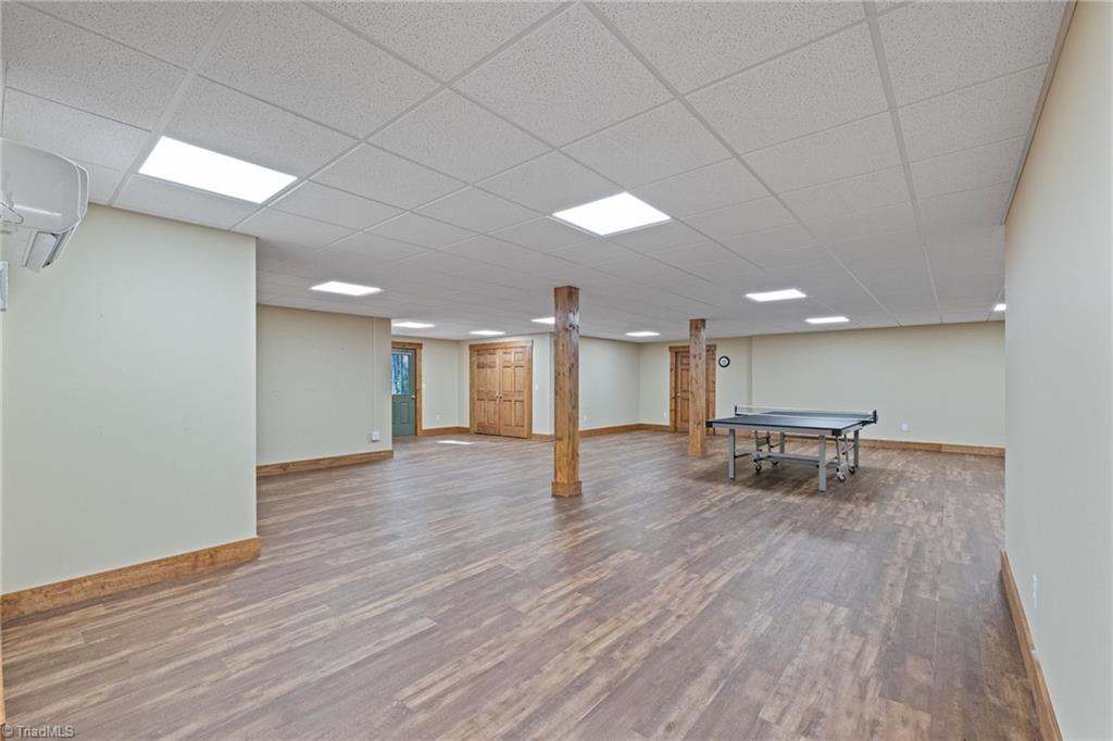 Lenoir, North Carolina, 28645, United States, ,4 BathroomsBathrooms,Residential,Active,1843857