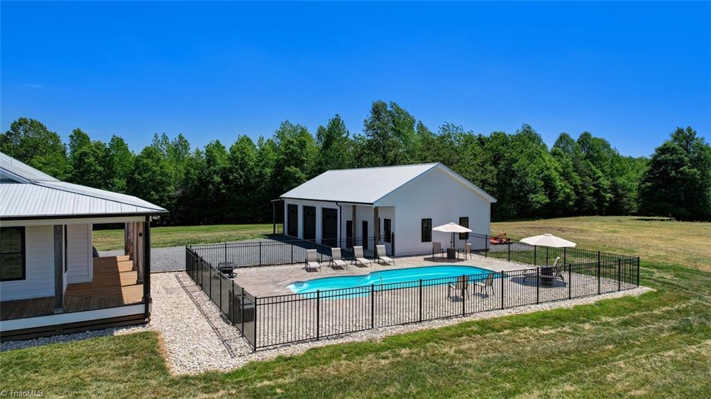 Reidsville, North Carolina, 27320, United States, ,2 BathroomsBathrooms,Residential,Active,1769860