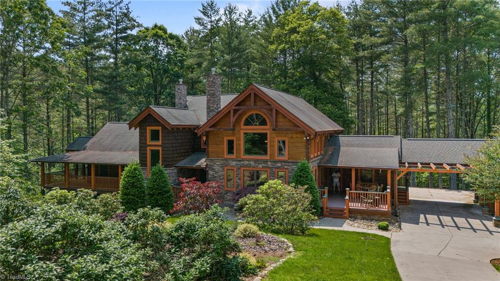Lenoir, North Carolina, 28645, United States, ,4 BathroomsBathrooms,Residential,Active,1843857