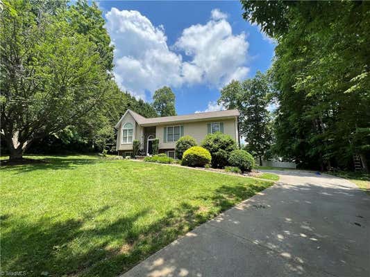 425 PINE BROOK PL, WILKESBORO, NC 28697 - Image 1