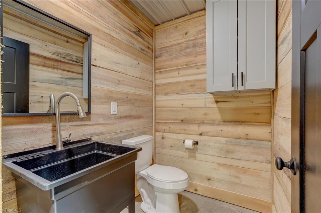 Reidsville, North Carolina, 27320, United States, ,2 BathroomsBathrooms,Residential,Active,1769860