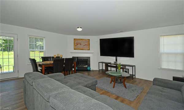 4914 VIENNA DOZIER RD, PFAFFTOWN, NC 27040, photo 3 of 22