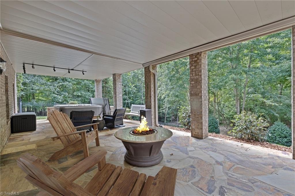 High Point, North Carolina, 27262, United States, 5 Bedrooms Bedrooms, ,5 BathroomsBathrooms,Residential,Active,1945067