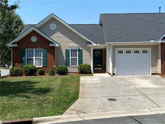 3992 EASTSIDE CT, CLEMMONS, NC 27127, photo 2 of 27