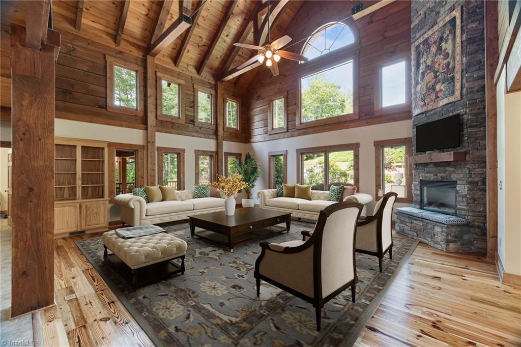 Lenoir, North Carolina, 28645, United States, ,4 BathroomsBathrooms,Residential,Active,1843857