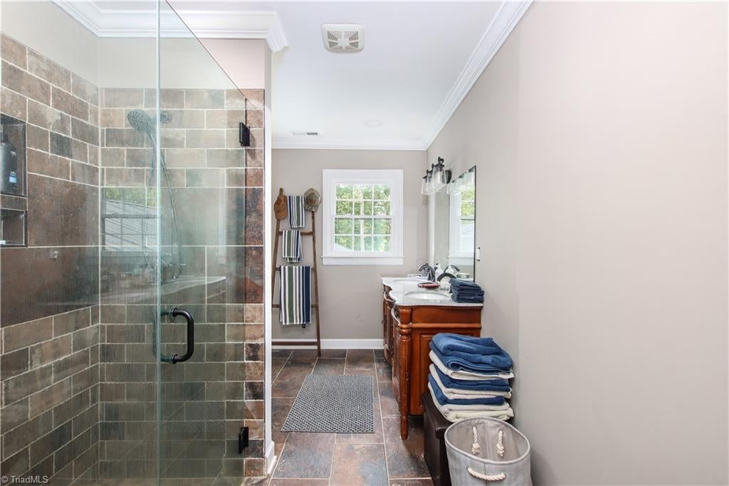 Star, North Carolina, 27356, United States, ,3 BathroomsBathrooms,Residential,Active,1764908