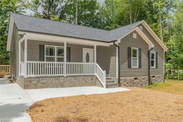 308 MARTIN AVE, LEXINGTON, NC 27292 - Image 1