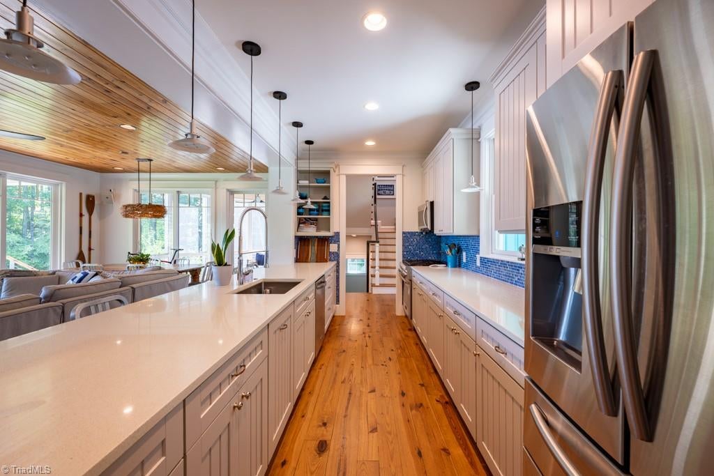 Semora, North Carolina, 27343, United States, 4 Bedrooms Bedrooms, ,4 BathroomsBathrooms,Residential,Active,2009399