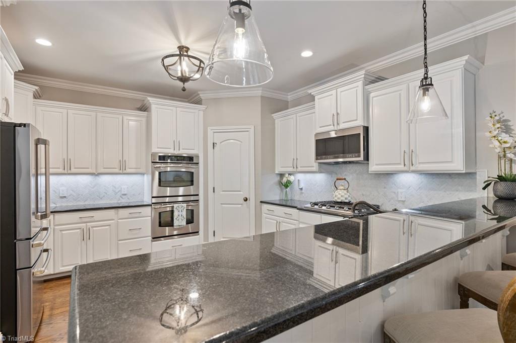 High Point, North Carolina, 27262, United States, 5 Bedrooms Bedrooms, ,5 BathroomsBathrooms,Residential,Active,1945067