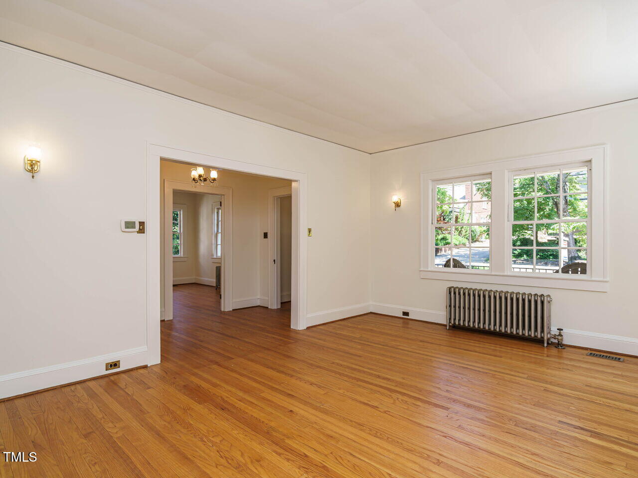 Raleigh, North Carolina, 27605, United States, 4 Bedrooms Bedrooms, ,3 BathroomsBathrooms,Residential,Active,1965851