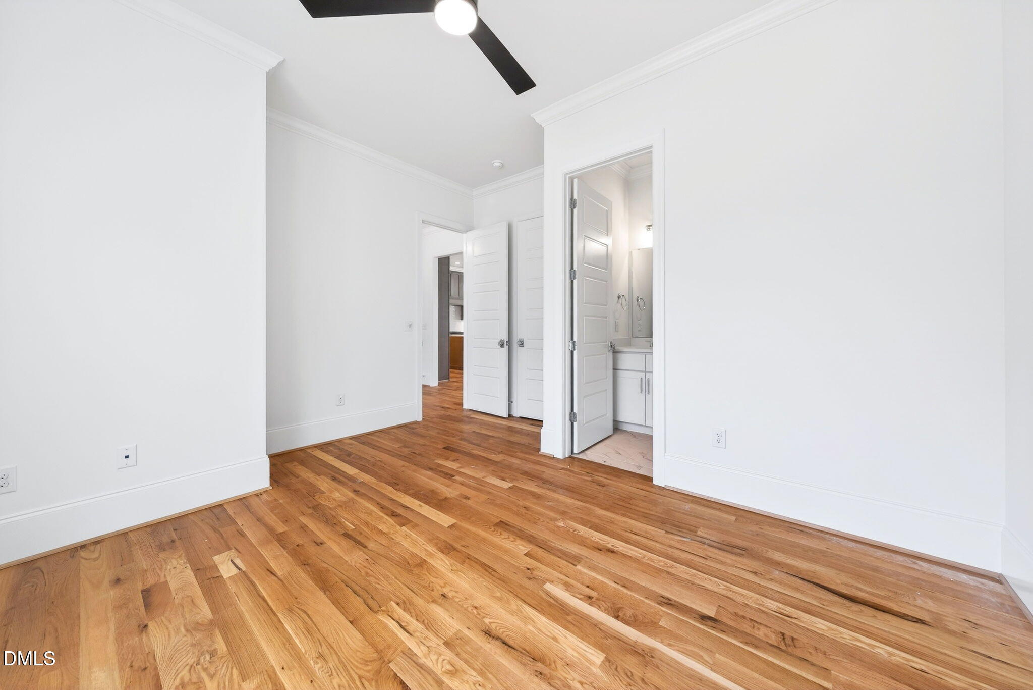 Raleigh, North Carolina, 27606, United States, 4 Bedrooms Bedrooms, ,4 BathroomsBathrooms,Residential,Active,2007305