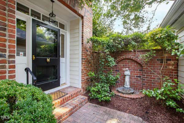 812 GASTON WOOD CT, RALEIGH, NC 27605 - Image 1