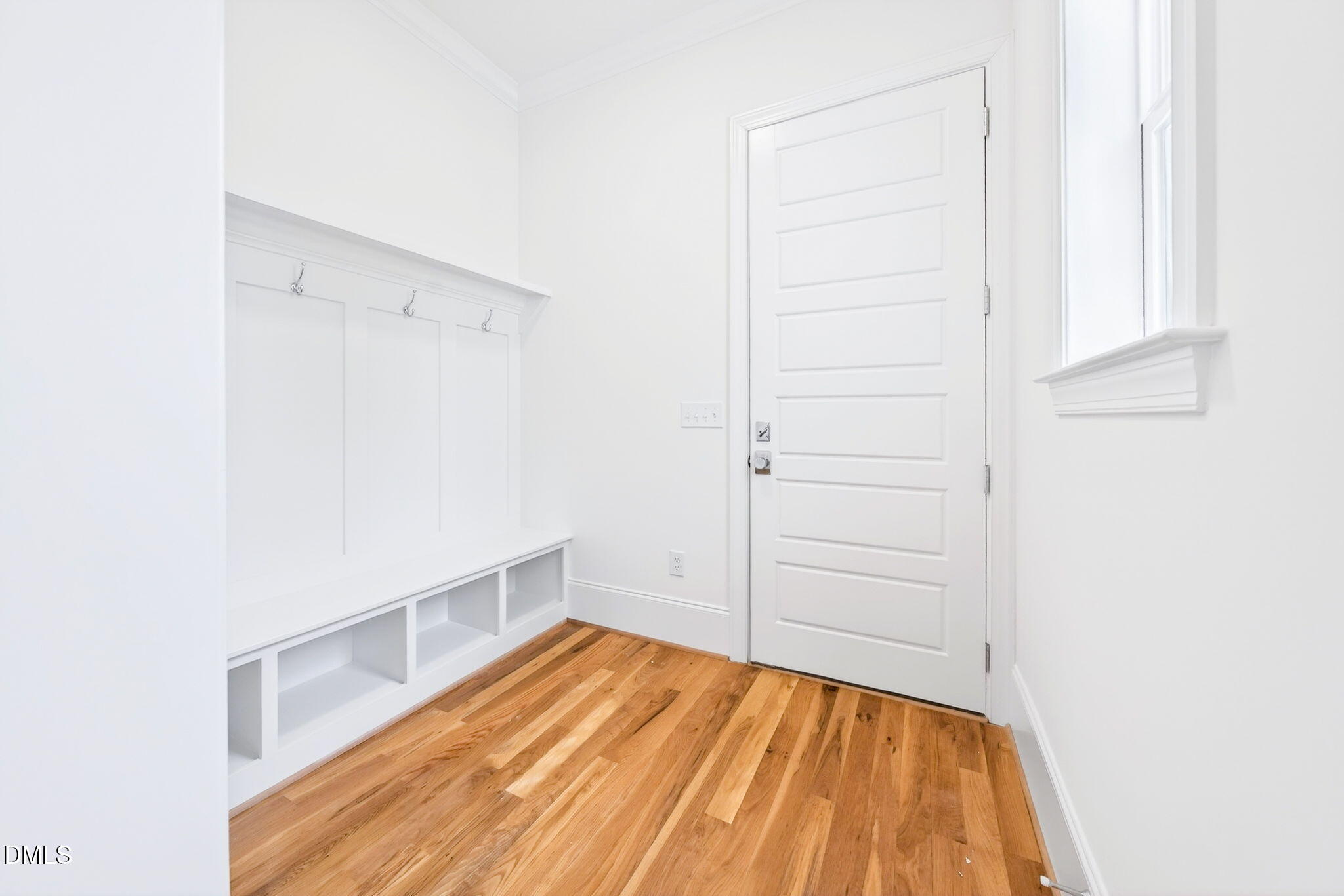 Raleigh, North Carolina, 27606, United States, 4 Bedrooms Bedrooms, ,4 BathroomsBathrooms,Residential,Active,2007305