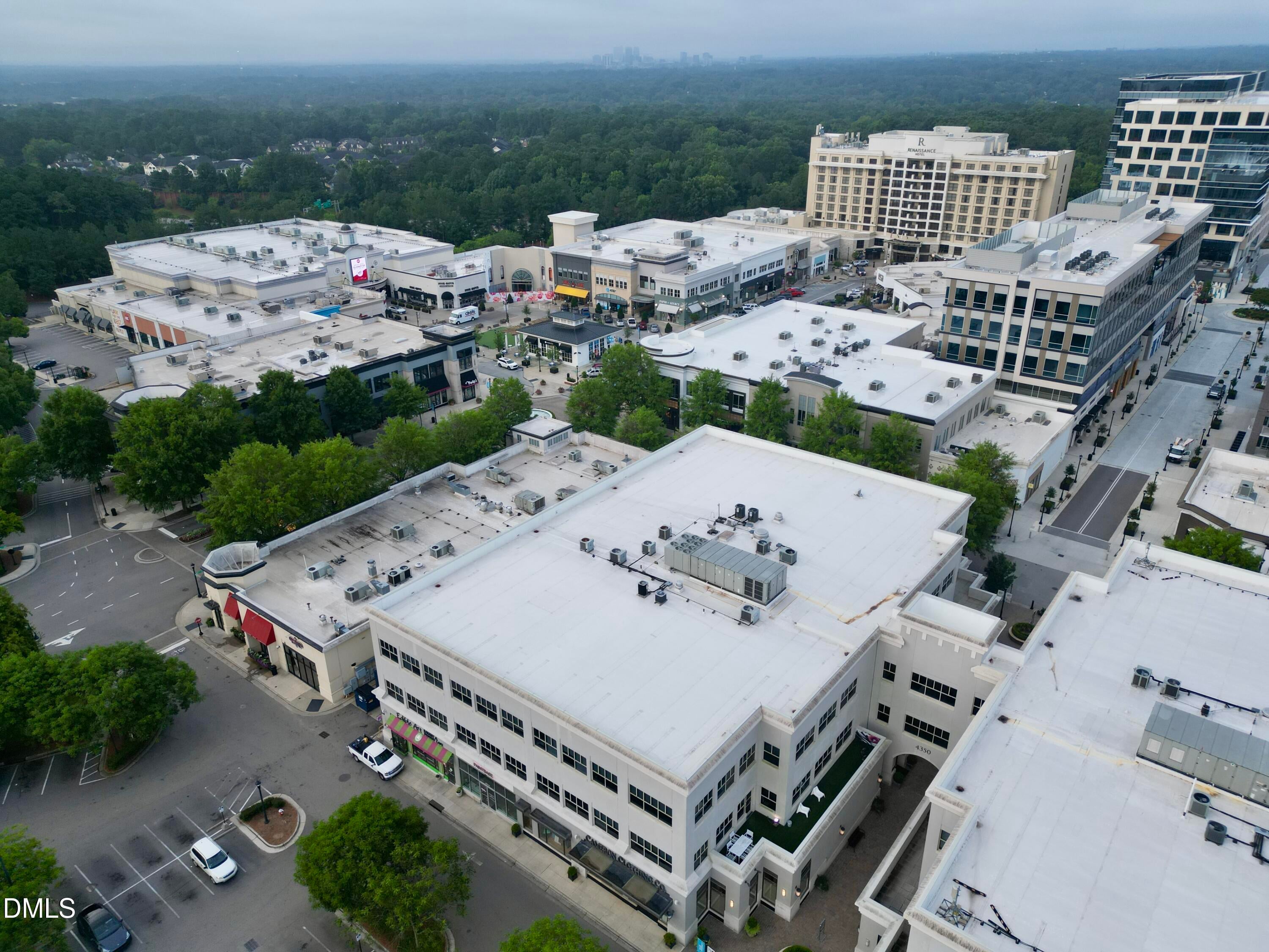 Raleigh, North Carolina, 27609, United States, 3 Bedrooms Bedrooms, ,3 BathroomsBathrooms,Residential,Active,1993958