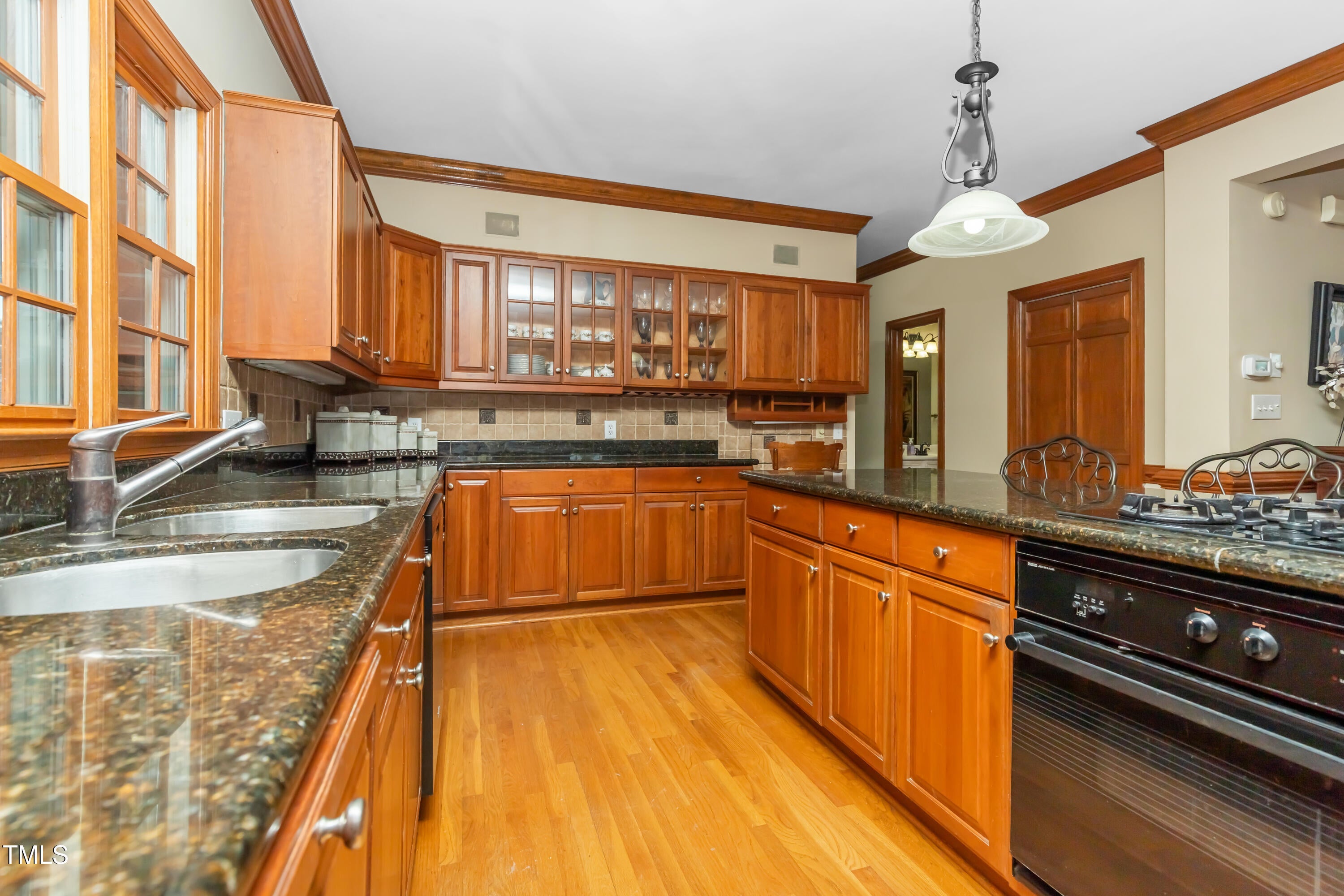 Dunn, North Carolina, 28334, United States, 6 Bedrooms Bedrooms, ,5 BathroomsBathrooms,Residential,Active,1883874