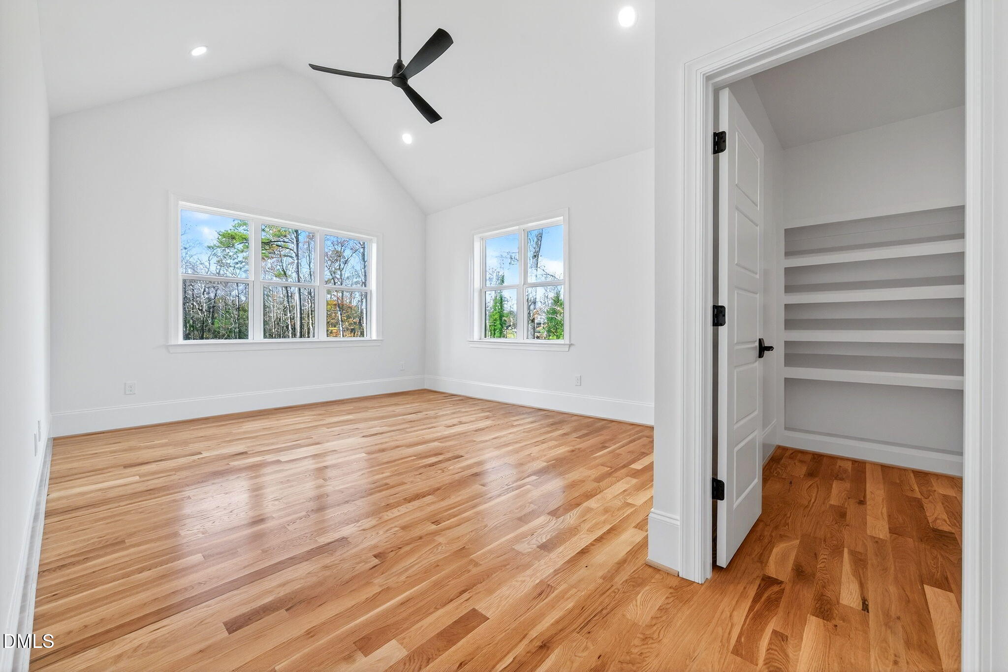 Raleigh, North Carolina, 27606, United States, 4 Bedrooms Bedrooms, ,4 BathroomsBathrooms,Residential,Active,1999172