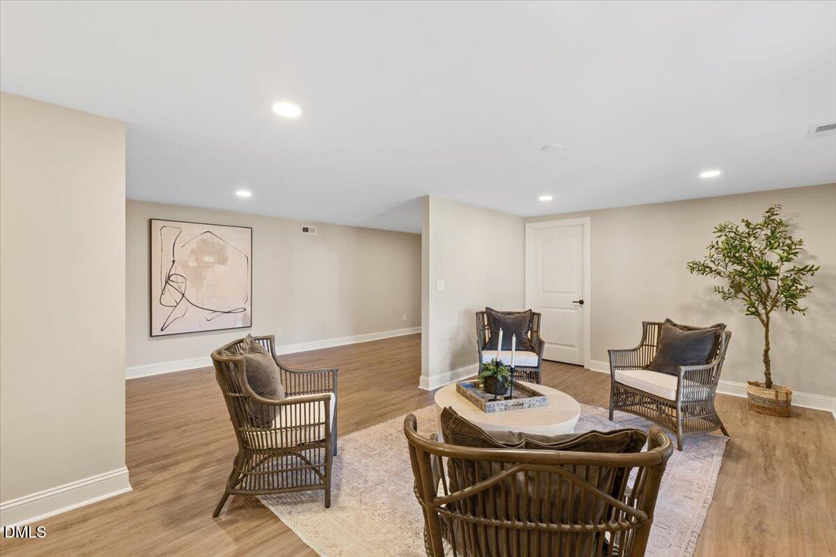 Raleigh, North Carolina, 27609, United States, 3 Bedrooms Bedrooms, ,3 BathroomsBathrooms,Residential,Active,1993958