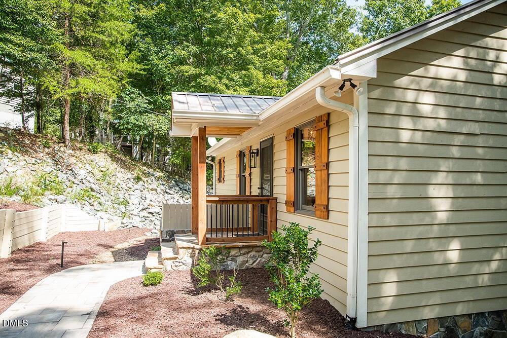 Semora, North Carolina, 27343, United States, 3 Bedrooms Bedrooms, ,2 BathroomsBathrooms,Residential,Active,1964273