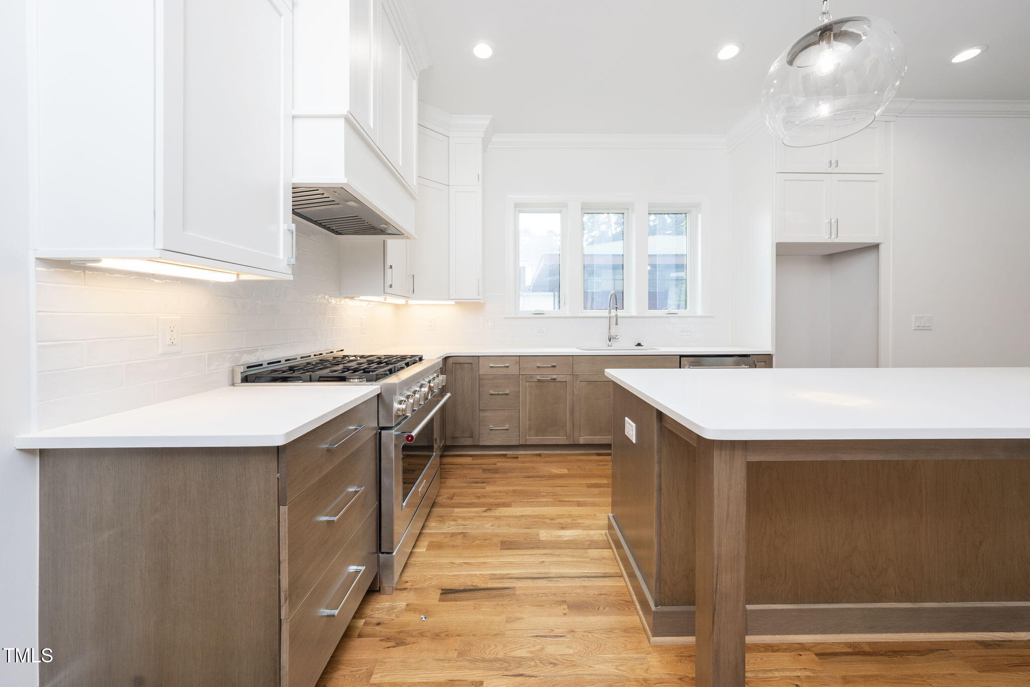 Raleigh, North Carolina, 27607, United States, 4 Bedrooms Bedrooms, ,4 BathroomsBathrooms,Residential,Active,1914813