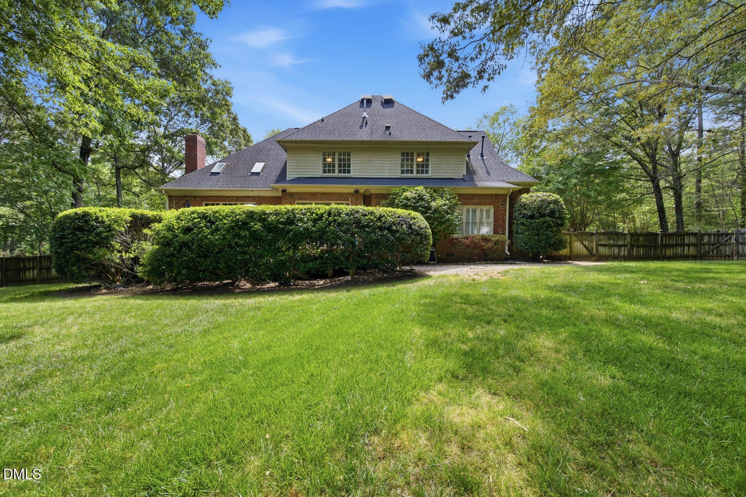 Raleigh, North Carolina, 27615, United States, 4 Bedrooms Bedrooms, ,4 BathroomsBathrooms,Residential,Pending,2044559