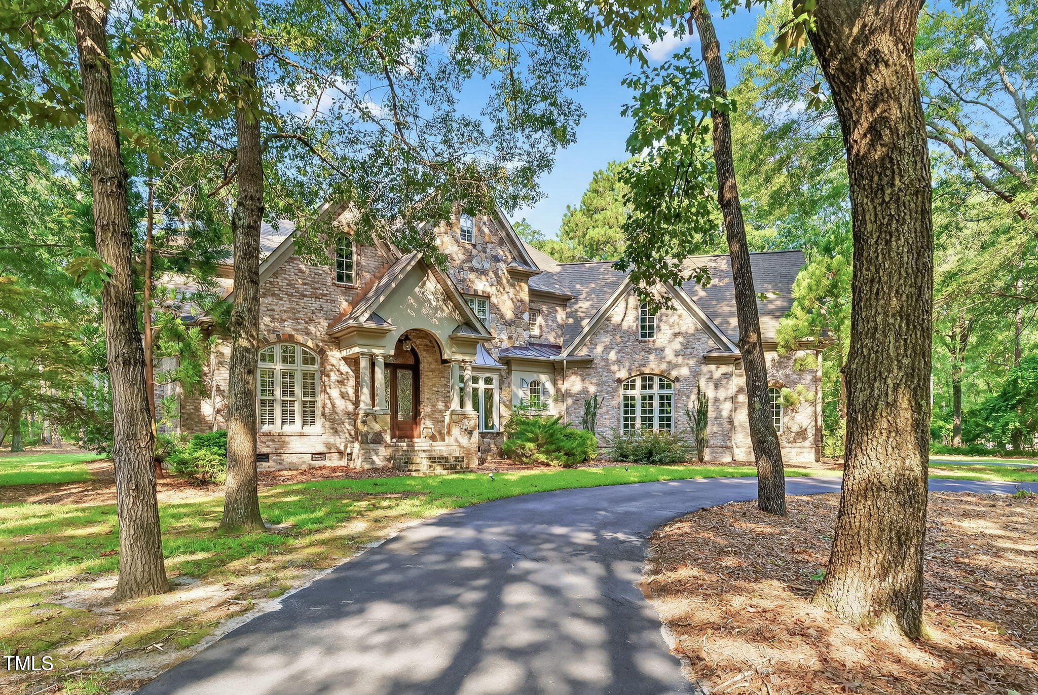 Goldsboro, North Carolina, 27534, United States, 4 Bedrooms Bedrooms, ,5 BathroomsBathrooms,Residential,Active,1877763