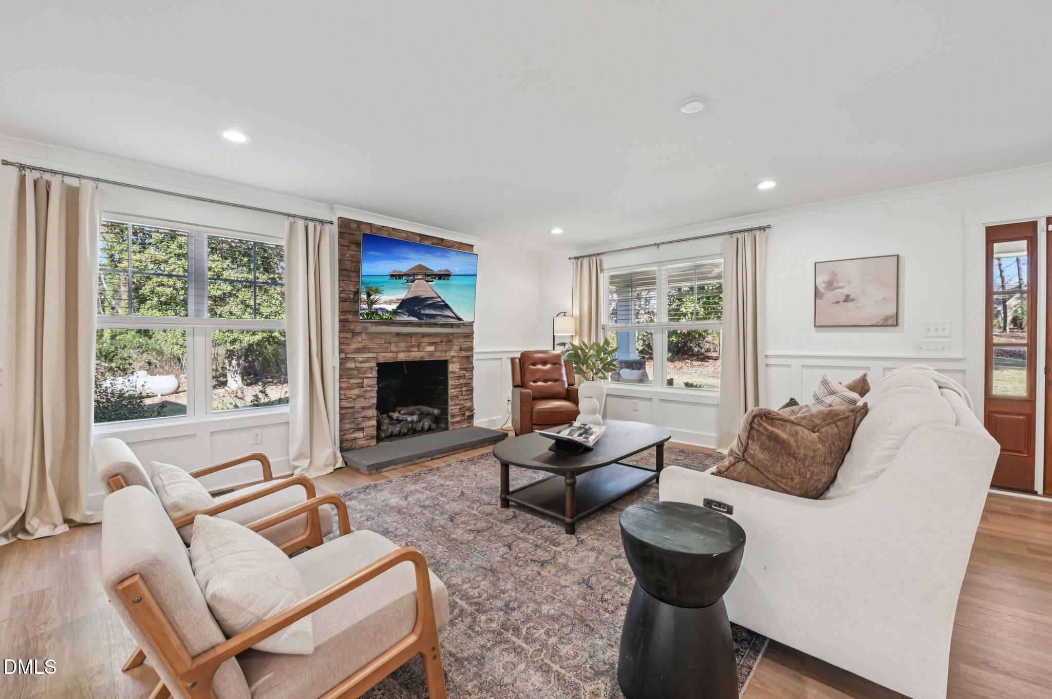 Fuquay Varina, North Carolina, 27526, United States, 4 Bedrooms Bedrooms, ,5 BathroomsBathrooms,Residential,Active,2001353