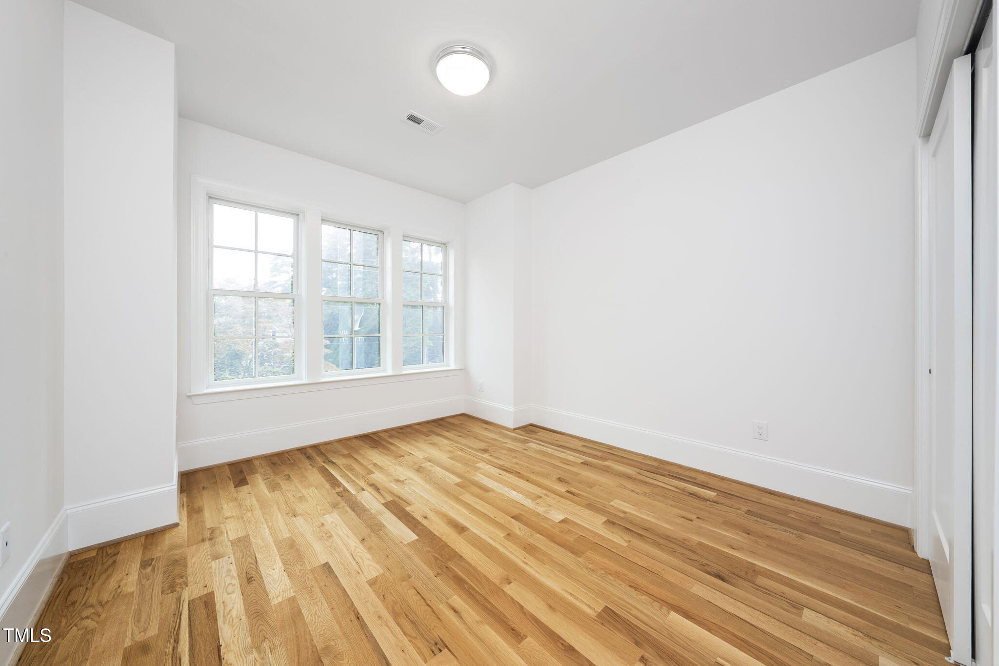 Raleigh, North Carolina, 27607, United States, 4 Bedrooms Bedrooms, ,4 BathroomsBathrooms,Residential,Active,1914813