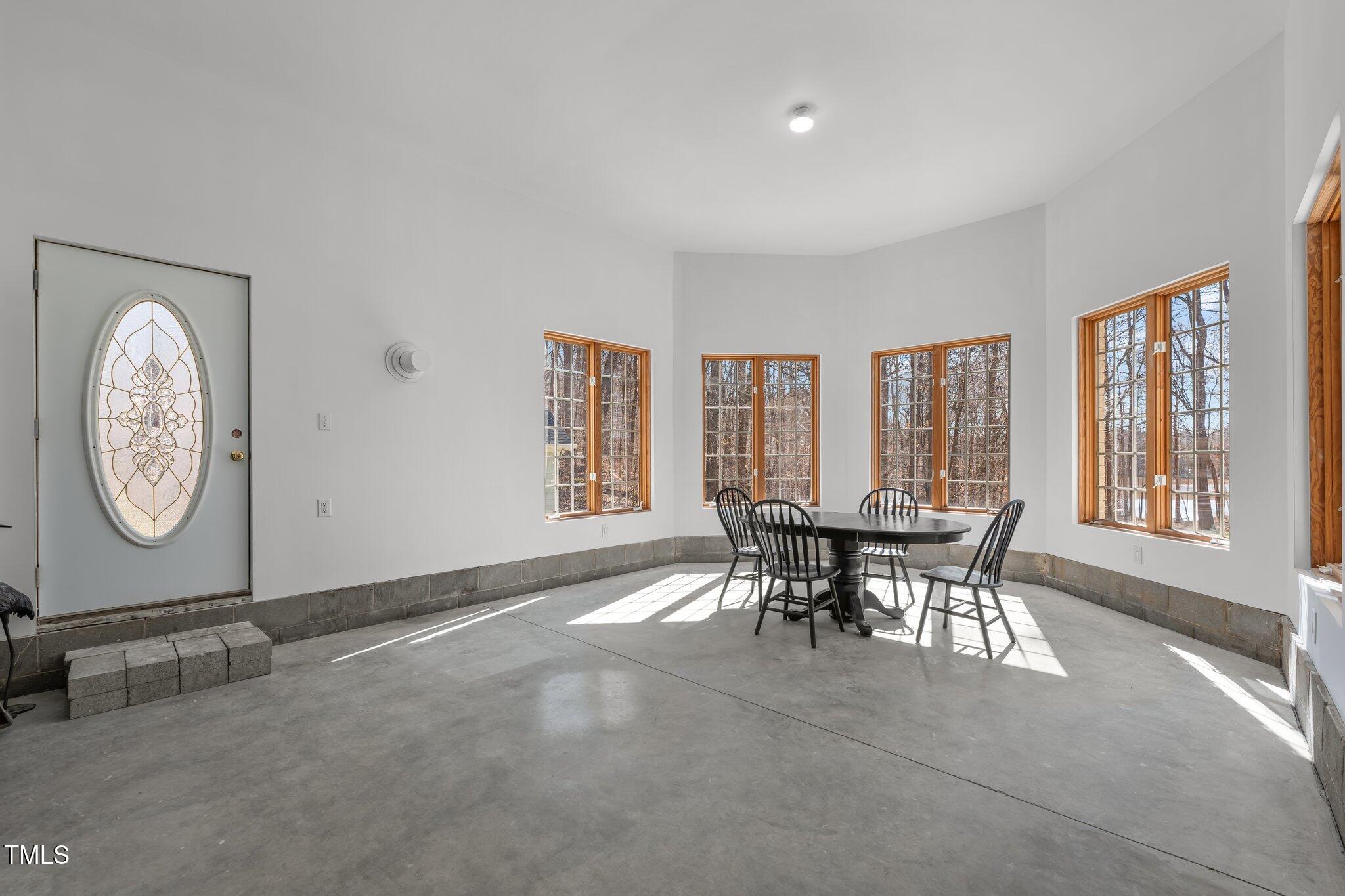 Mebane, North Carolina, 27302, United States, 4 Bedrooms Bedrooms, ,5 BathroomsBathrooms,Residential,Active,1926705