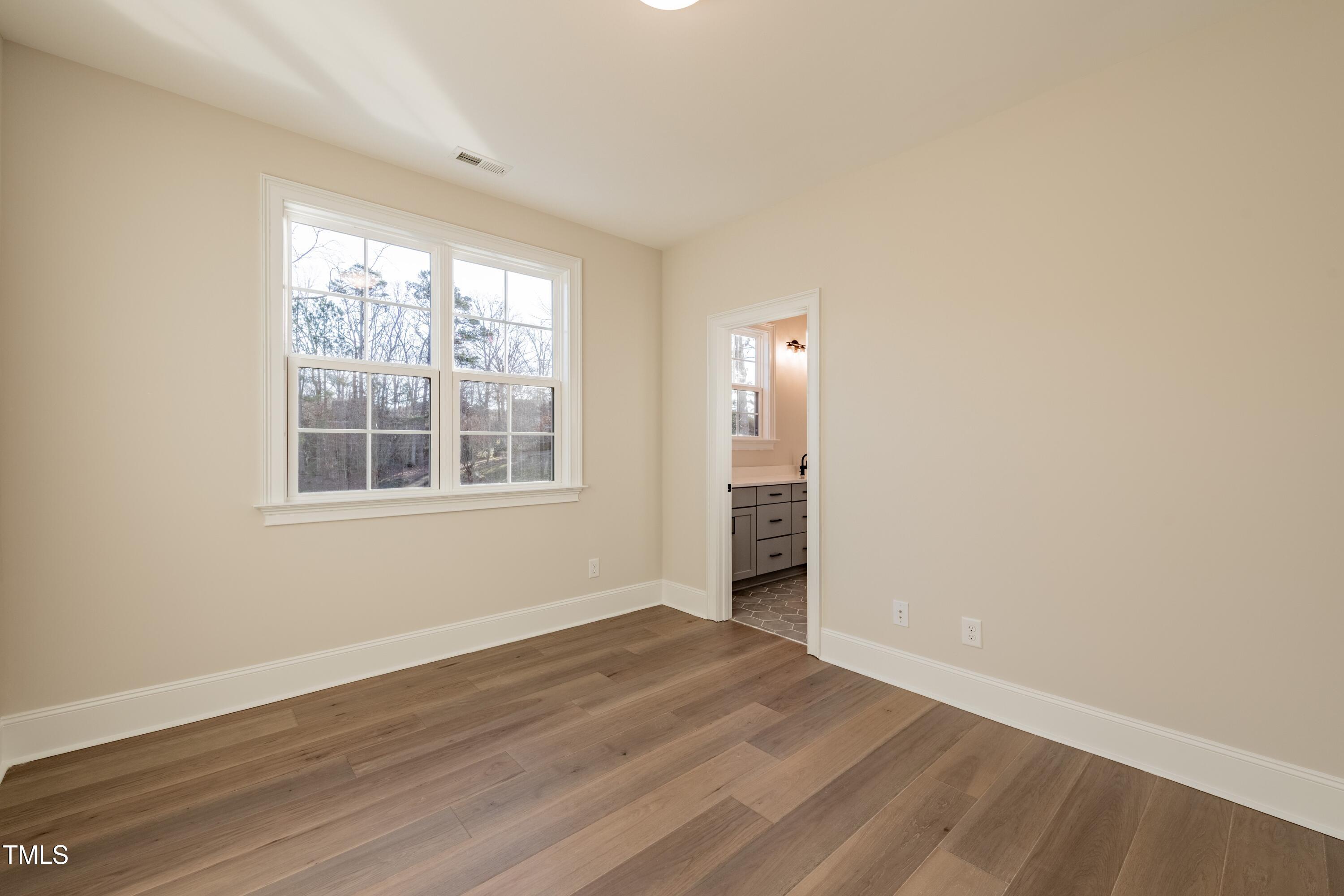 Raleigh, North Carolina, 27606, United States, 5 Bedrooms Bedrooms, ,5 BathroomsBathrooms,Residential,Active,1798021