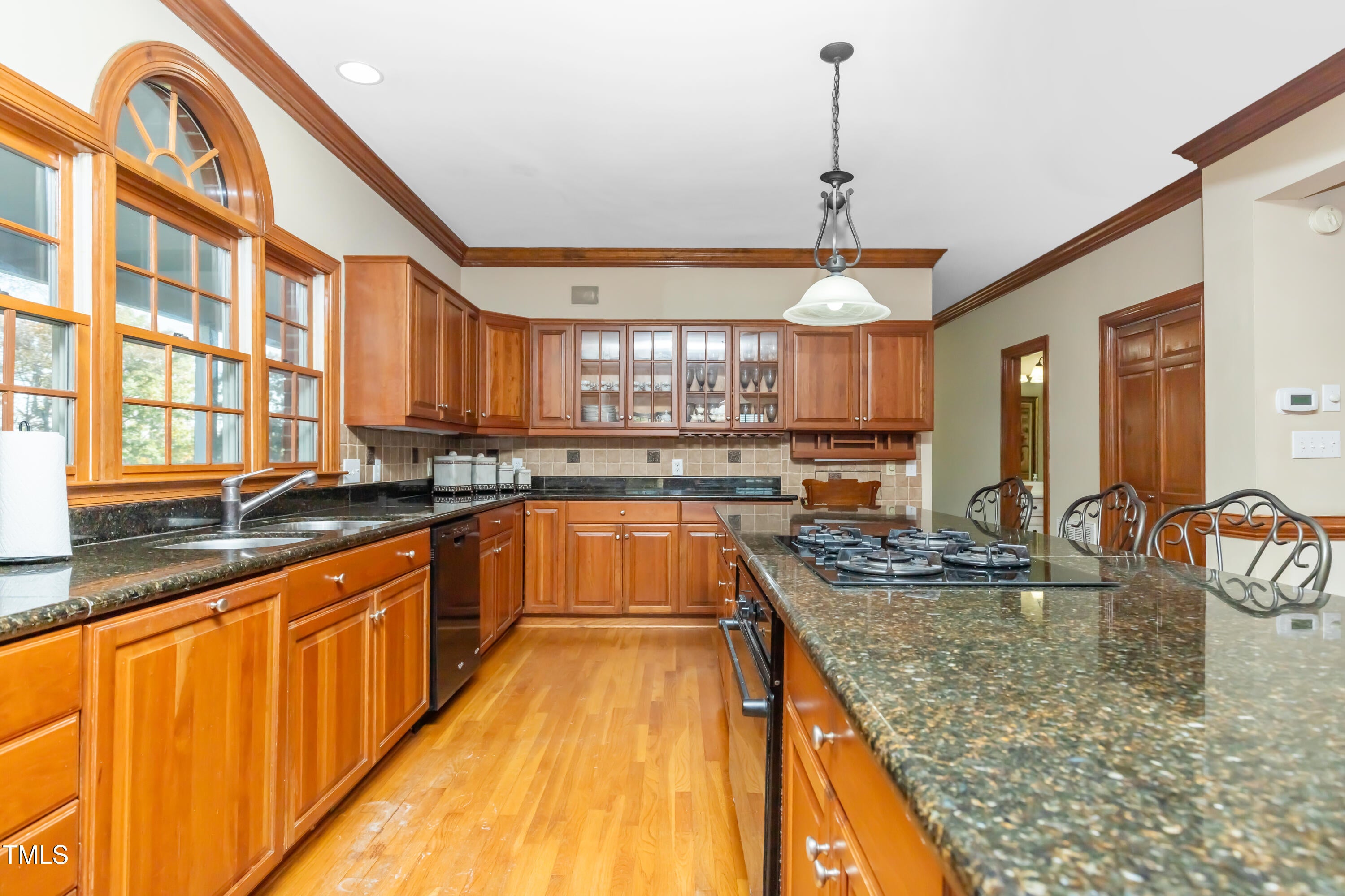 Dunn, North Carolina, 28334, United States, 6 Bedrooms Bedrooms, ,5 BathroomsBathrooms,Residential,Active,1883874