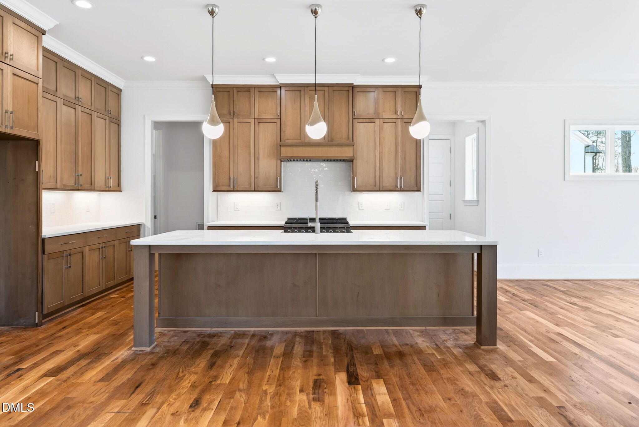 Raleigh, North Carolina, 27606, United States, 4 Bedrooms Bedrooms, ,4 BathroomsBathrooms,Residential,Active,2007305