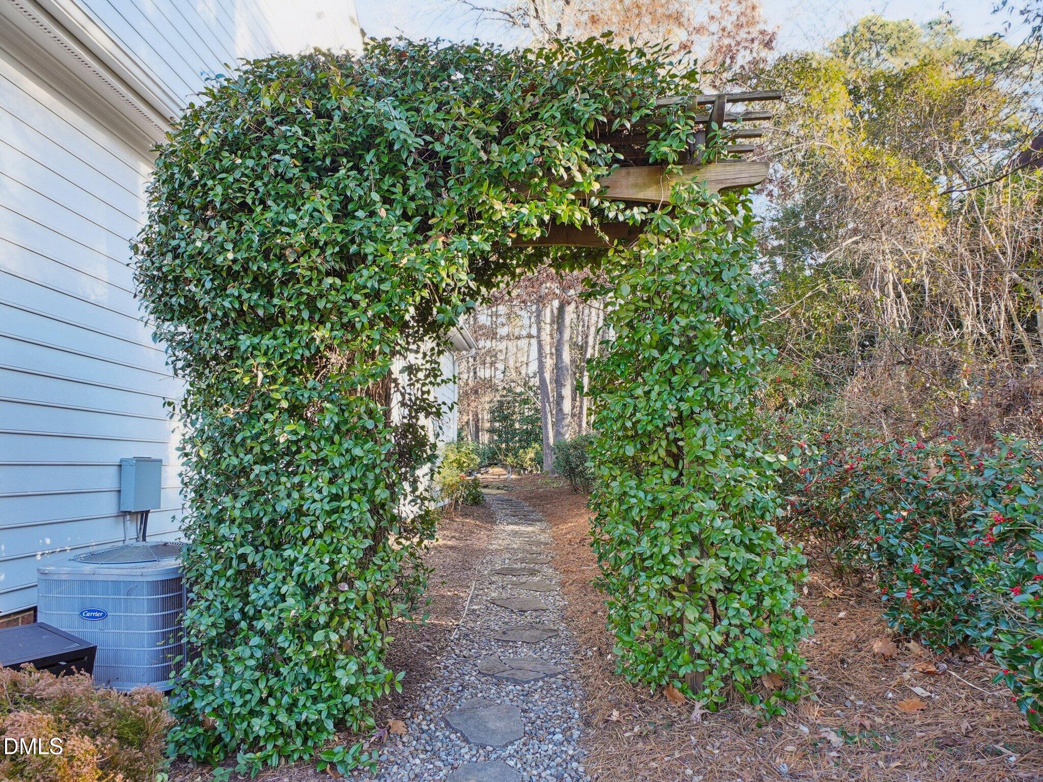 Cary, North Carolina, 27513, United States, 4 Bedrooms Bedrooms, ,4 BathroomsBathrooms,Residential,Active,2008738