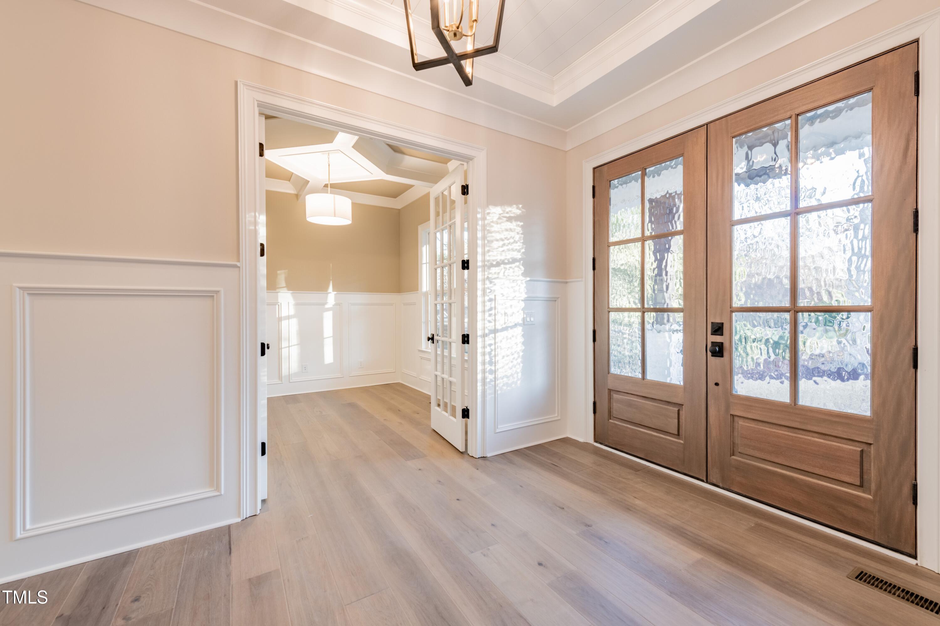Raleigh, North Carolina, 27606, United States, 5 Bedrooms Bedrooms, ,5 BathroomsBathrooms,Residential,Active,1798021