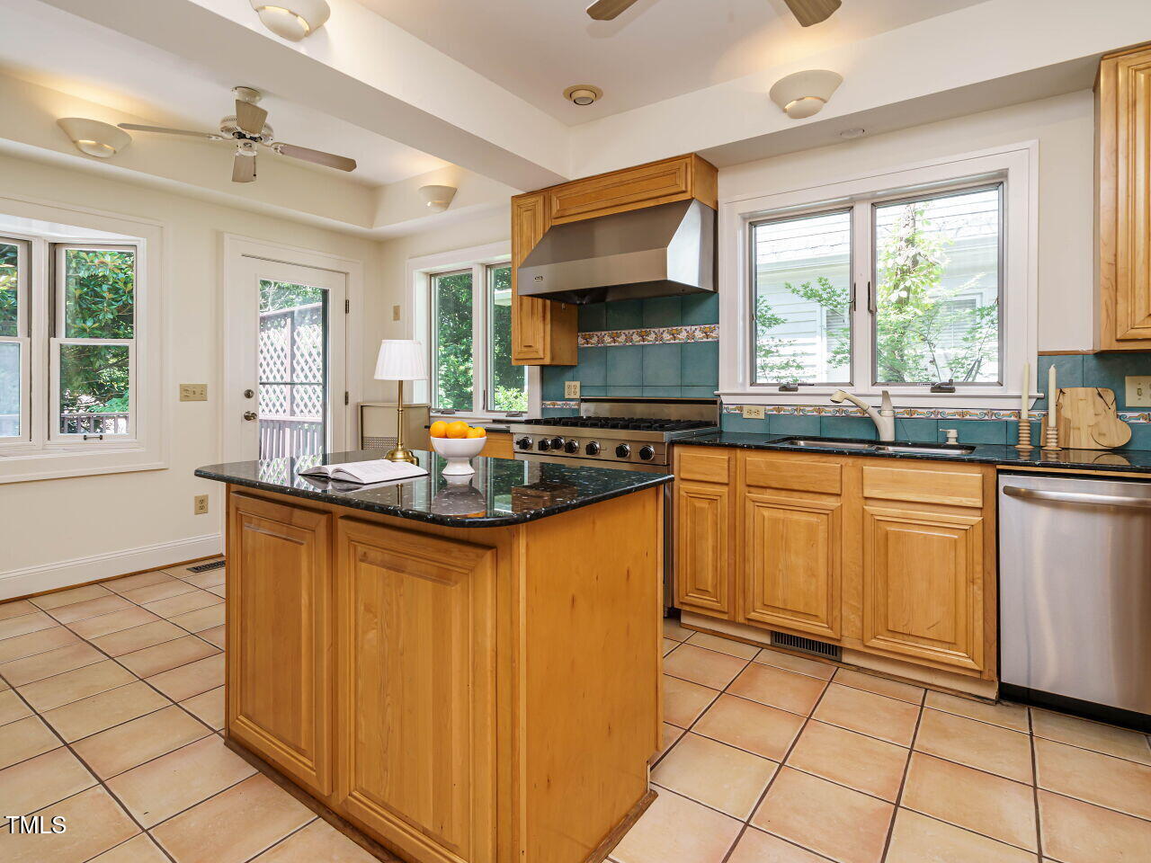 Raleigh, North Carolina, 27605, United States, 4 Bedrooms Bedrooms, ,3 BathroomsBathrooms,Residential,Active,1965851