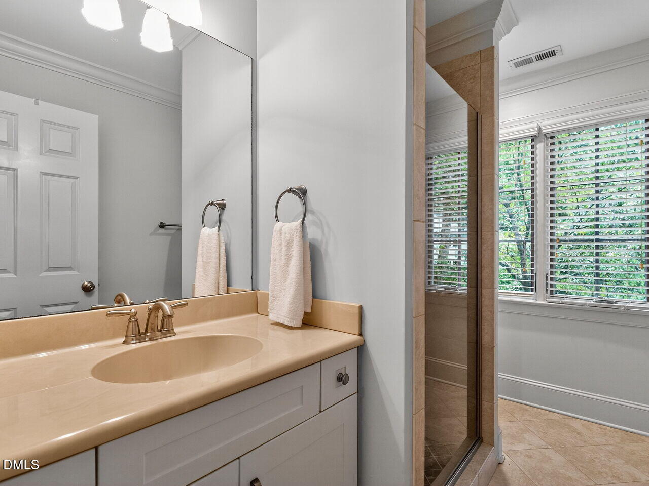 Raleigh, North Carolina, 27609, United States, 5 Bedrooms Bedrooms, ,5 BathroomsBathrooms,Residential,Active,2009859