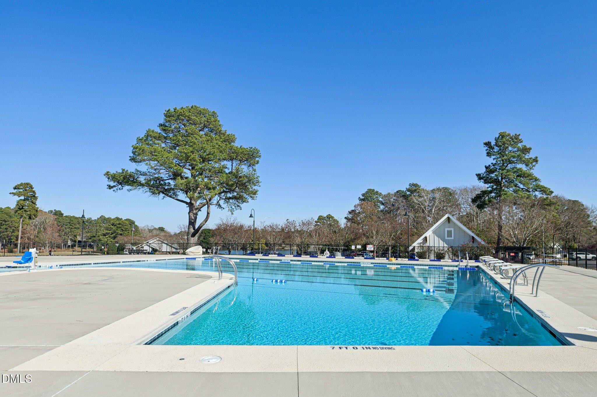Fuquay Varina, North Carolina, 27526, United States, 4 Bedrooms Bedrooms, ,5 BathroomsBathrooms,Residential,Active,2001353