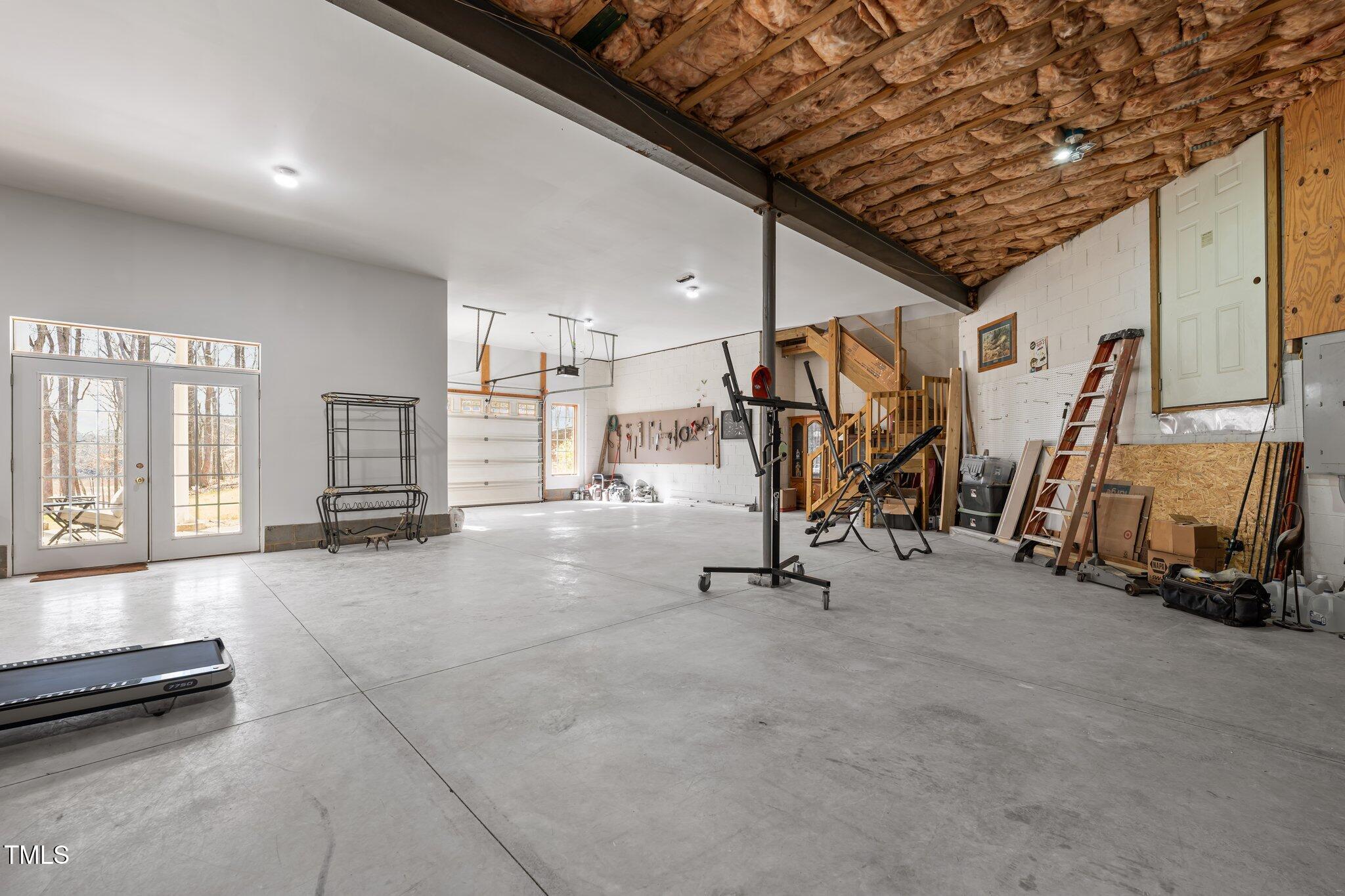 Mebane, North Carolina, 27302, United States, 4 Bedrooms Bedrooms, ,5 BathroomsBathrooms,Residential,Active,1926705