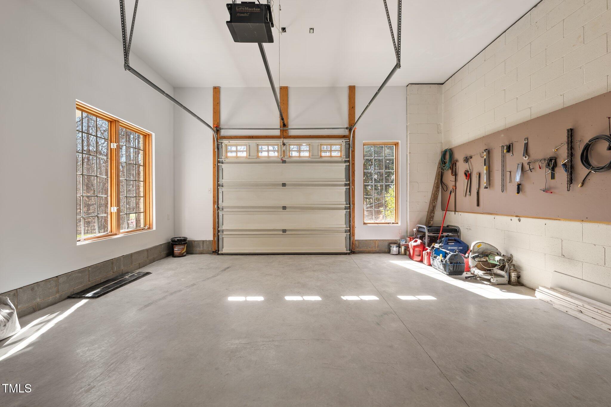 Mebane, North Carolina, 27302, United States, 4 Bedrooms Bedrooms, ,5 BathroomsBathrooms,Residential,Active,1926705